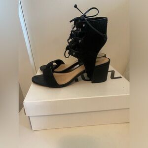 SCHUTZ WOMEN’S DARBY ANKLE LACE UP SANDAL SHOE SIZE 8